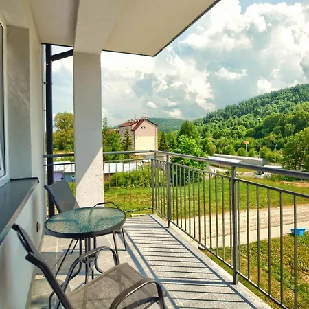 Apartament Glamour Ustrzyki Dolne Exterior photo